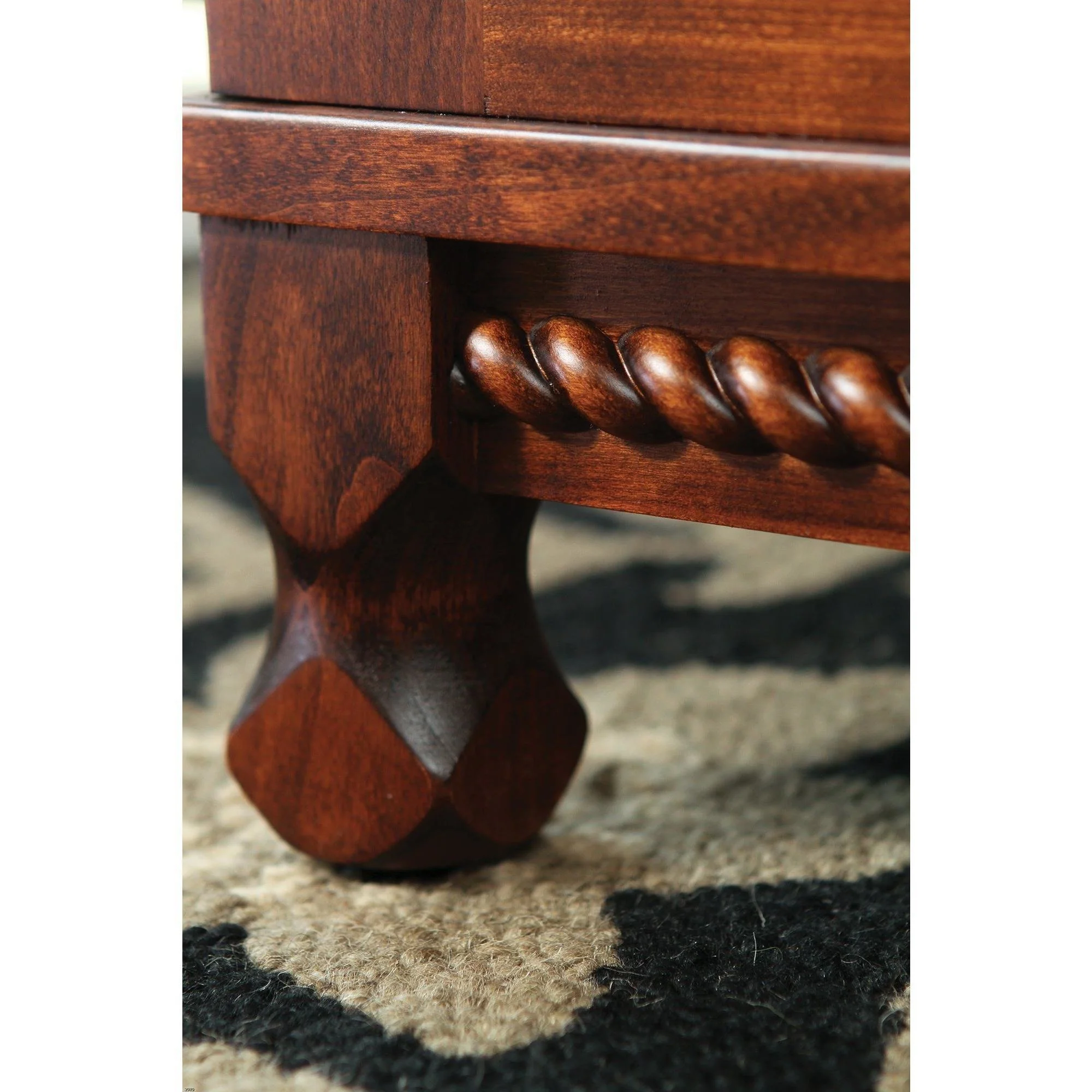 QW Amish Henry Stephen's Credenza with Optional Hutch - Image 4
